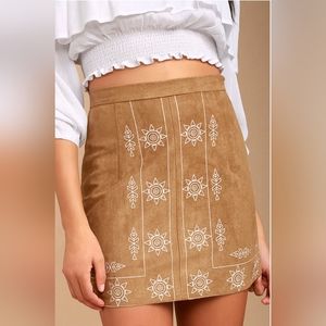 NWT Lulus Ornamental Tan Embroidered Suede Mini Skirt - Size Large